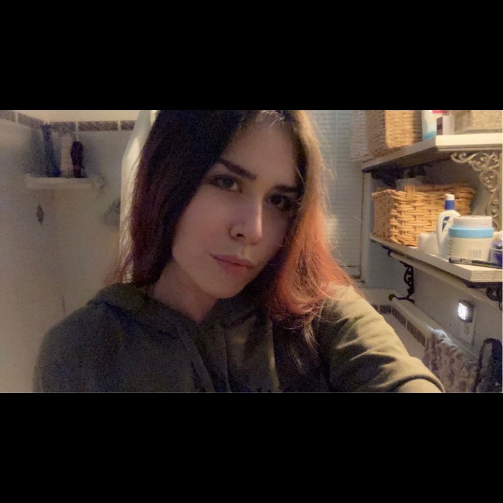 Meet your Posher, Julia